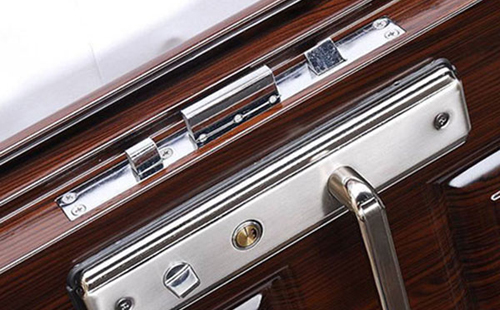 福海24小时上门开锁公司